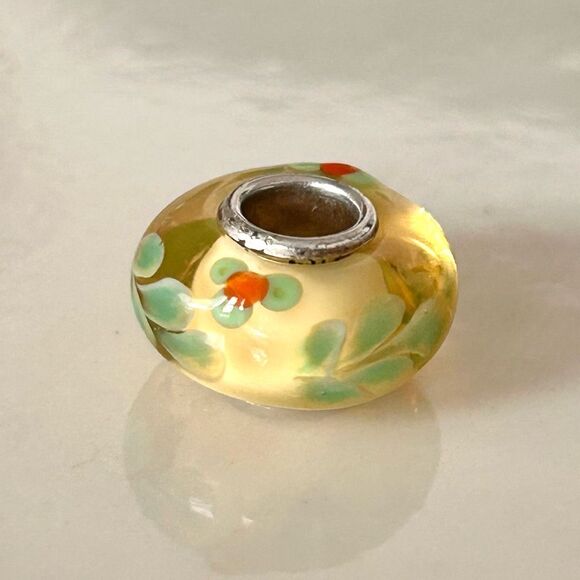 TROLLBEADS SALE! UU Light Yellow & Green Flower Ferns LAA 925S Preowned - Picture 2 of 8
